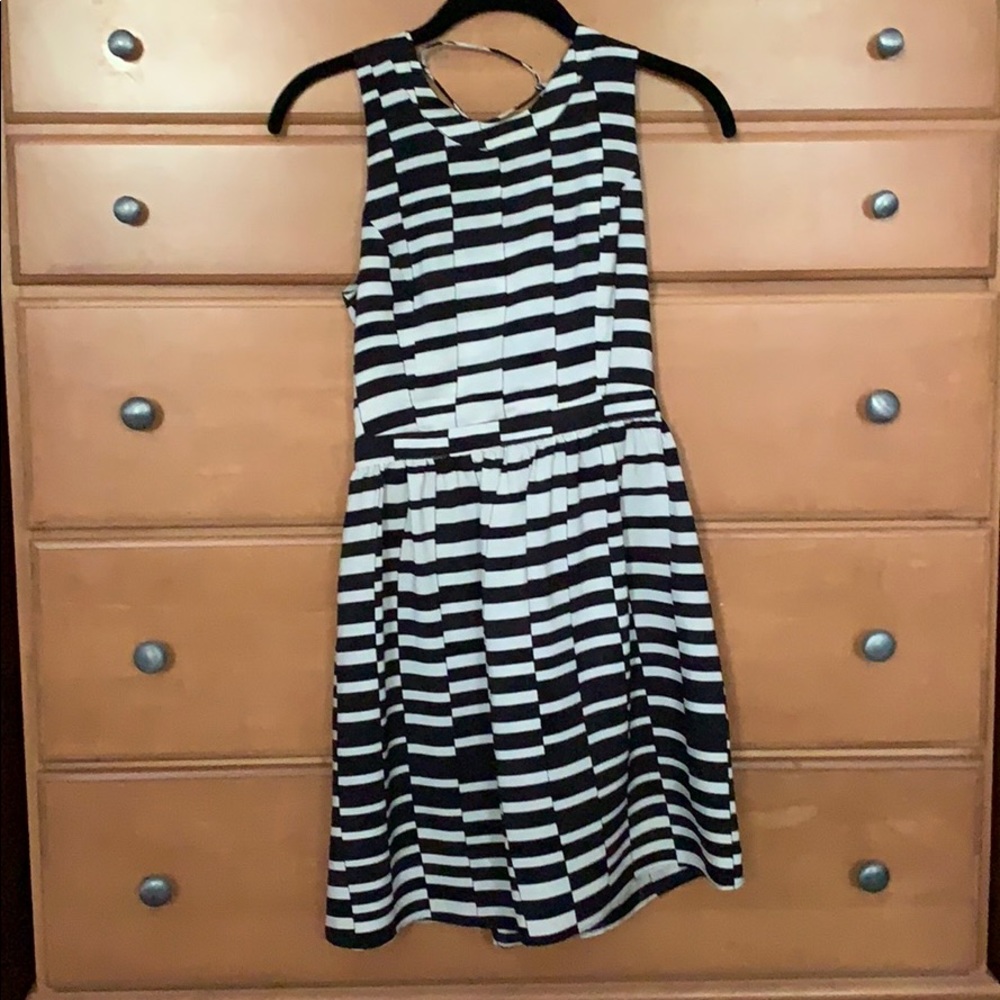Parker Black and White Dress